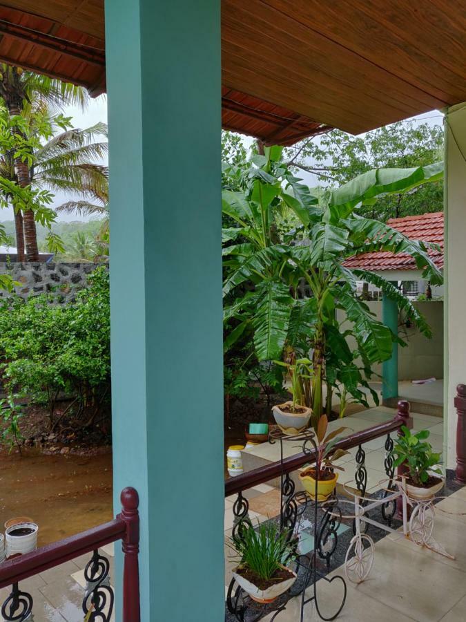 Rutu Enclave Bed & Breakfast Murud  Bagian luar foto