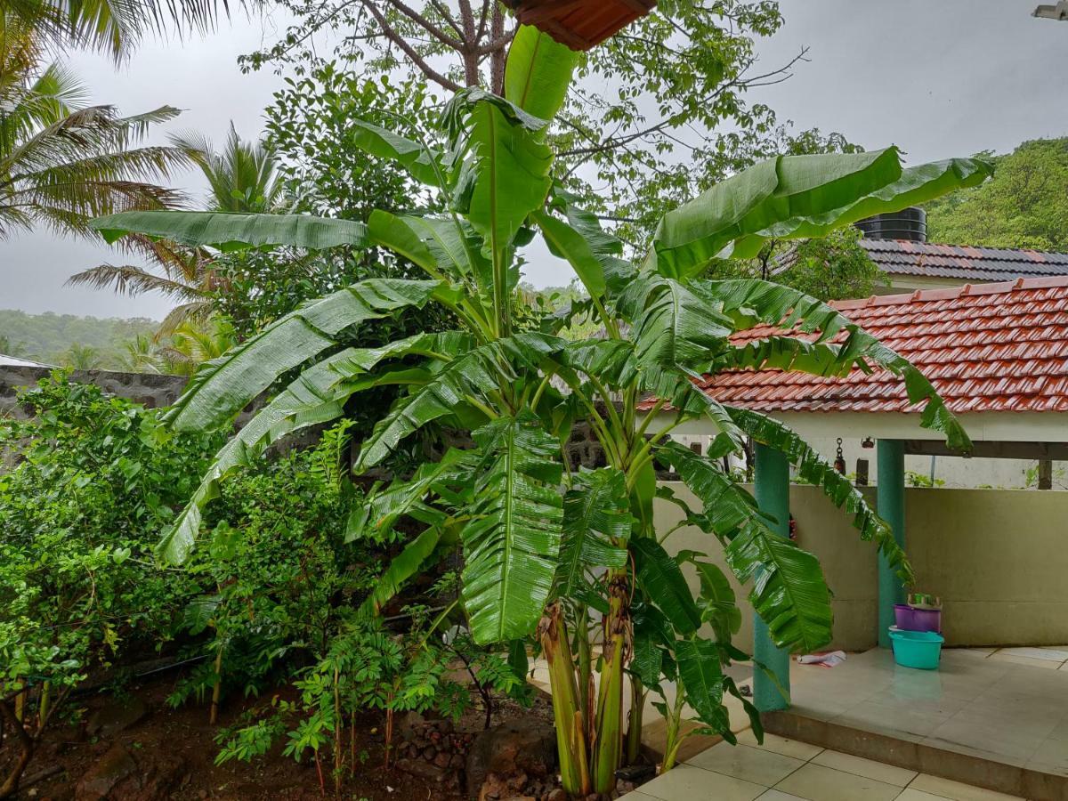 Rutu Enclave Bed & Breakfast Murud  Bagian luar foto